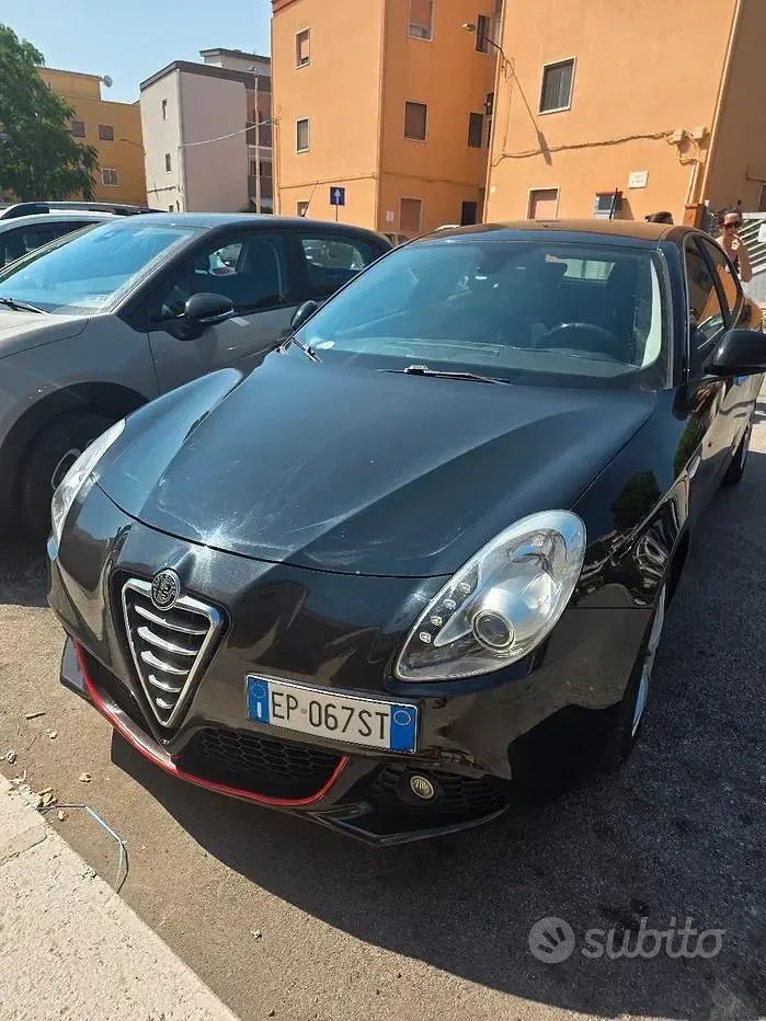 Usata Alfa Romeo Giulietta 105 CV (77 kW) 2013 Nero Utilitaria