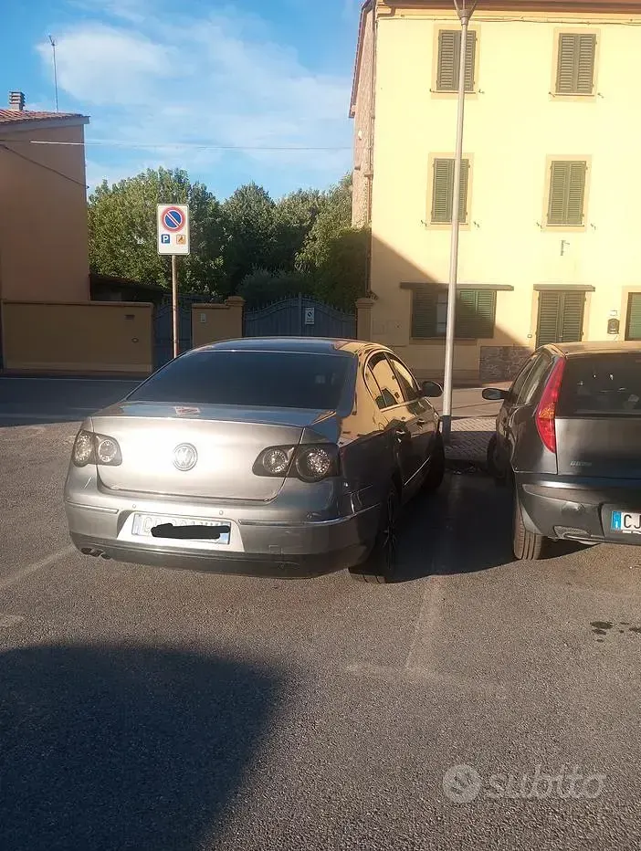 Usata VW Passat 105 CV (77 kW) 2007 Grigio Berlina