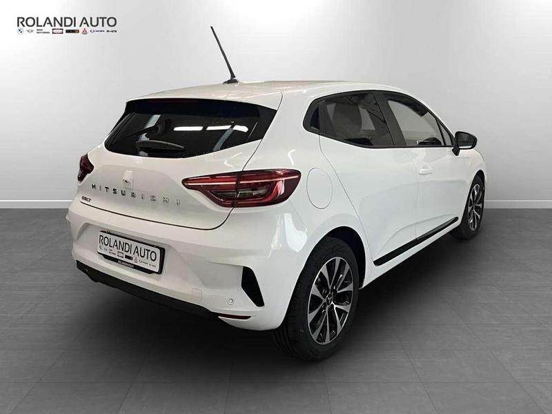 Nuova Mitsubishi Colt Invite 67 CV (49 kW) 2025 Bianco Berlina