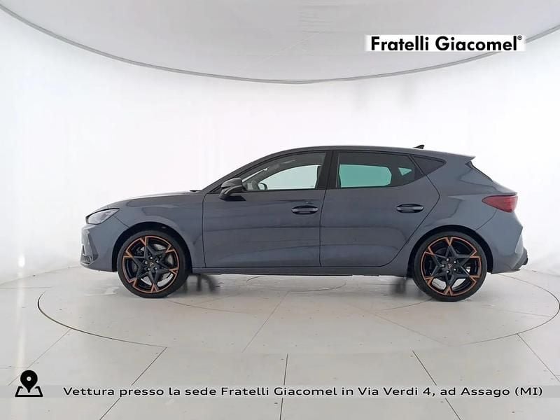 Nuova Cupra Leon VZ3 300 CV (220 kW) 2025 Grigio Berlina