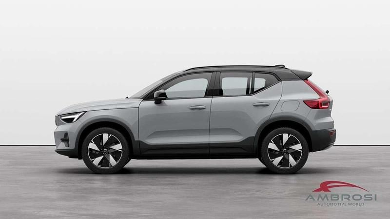 Nuova Volvo XC40 Core 185 kW (252 CV) 2025 Grigio SUV