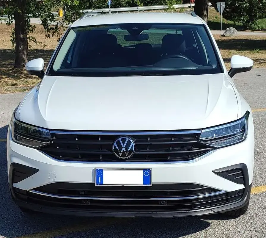 Usata VW Tiguan Life 131 CV (96 kW) 2022 SUV