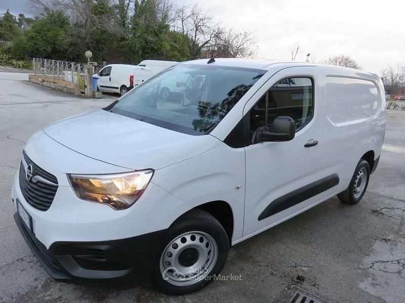 Usata Opel Combo S 131 CV (96 kW) 2023 Bianco Monovolume