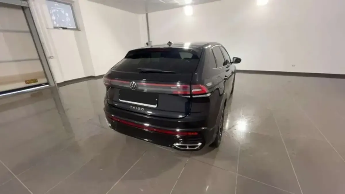 Usata VW Taigo R-line 116 CV (85 kW) 2025 Nero SUV