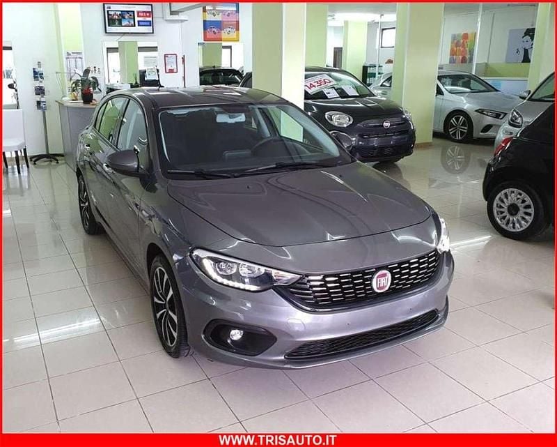 Grigio Usata 2019 Fiat Tipo Lounge Due volumi | 9500 € (Buon prezzo) - Immagine 1/4