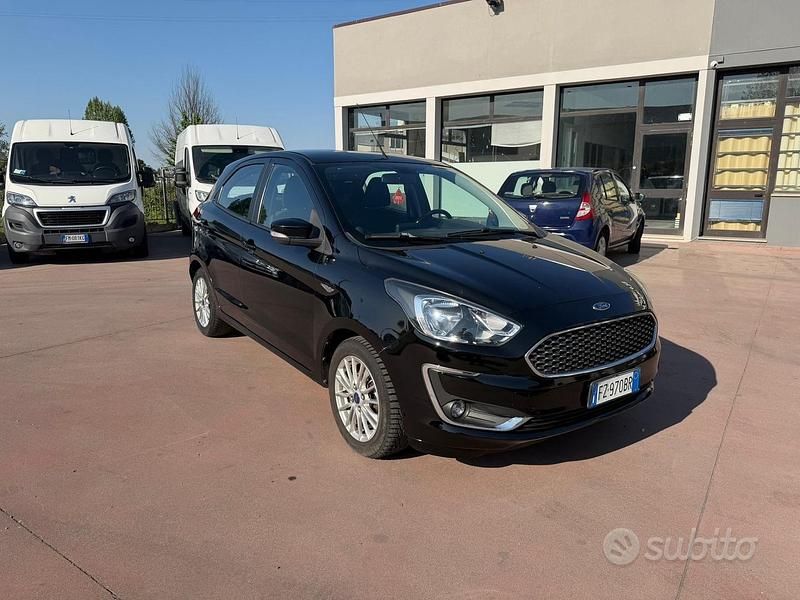 Usata Ford Ka Ultimate 85 CV (62 kW) 2019 Nero Berlina