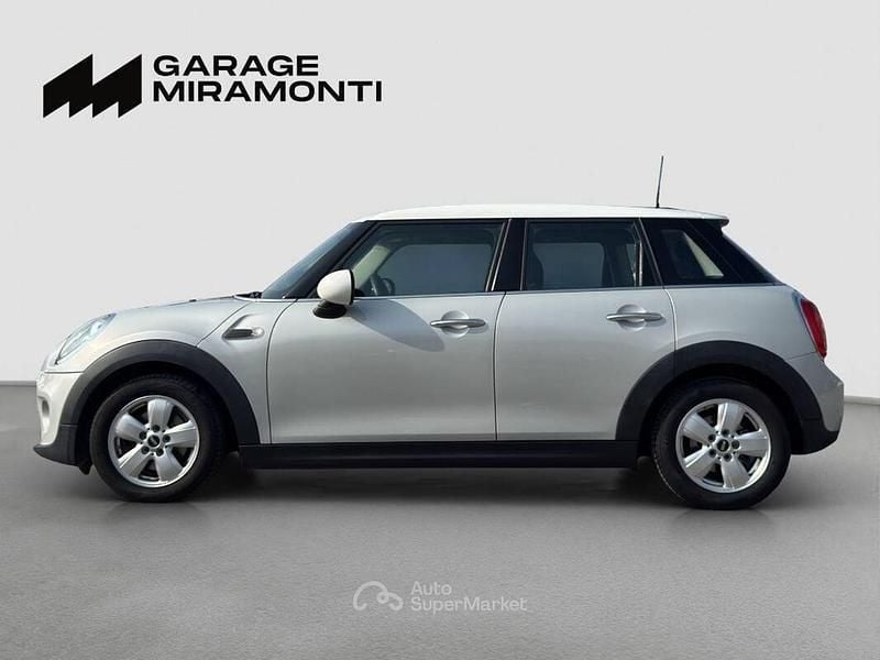 Usata Mini Cooper D 116 CV (85 kW) 2015 Argento Utilitaria