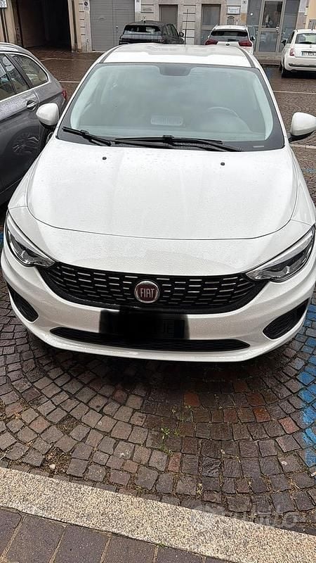 Bianco Usata 2019 Fiat Tipo Due volumi | 7000 € (Super prezzo) - Immagine 1/4