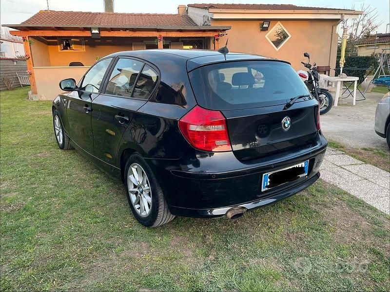 Usata BMW 116 2010 Nero Utilitaria