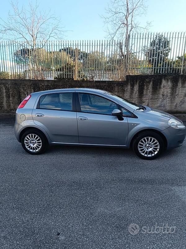 Usata Fiat Grande Punto Dynamic 2009 Grigio Utilitaria