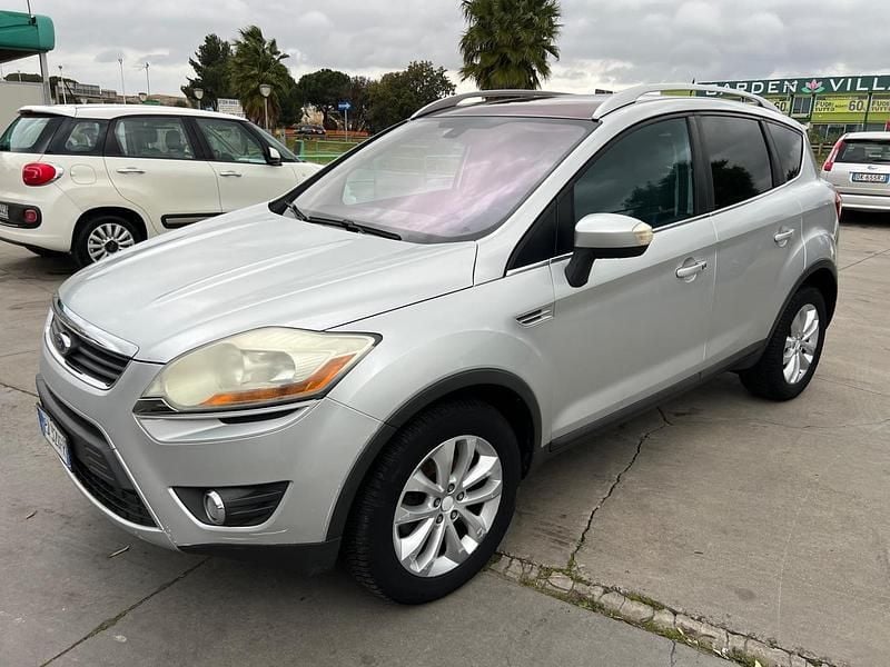 Argento Usata 2010 Ford Kuga Titanium SUV | 3900 € (Super prezzo) - Immagine 1/4