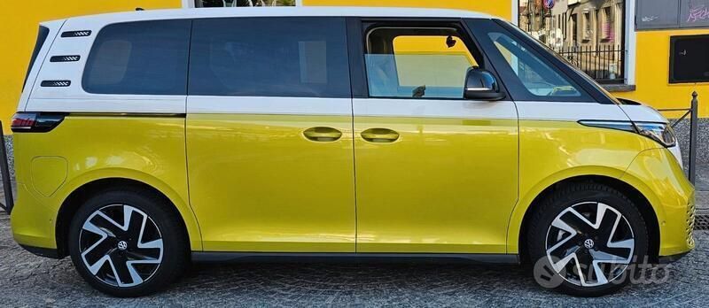 Giallo Usata 2023 VW ID. Buzz Monovolume | 45.000 € - Immagine 1/4