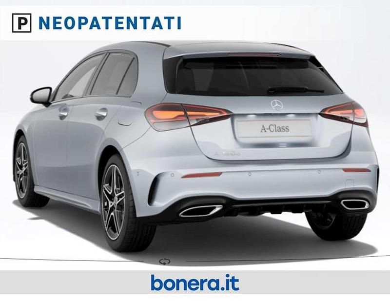Nuova Mercedes A180 AMG line 116 CV (85 kW) 2026 Argento hightech Berlina