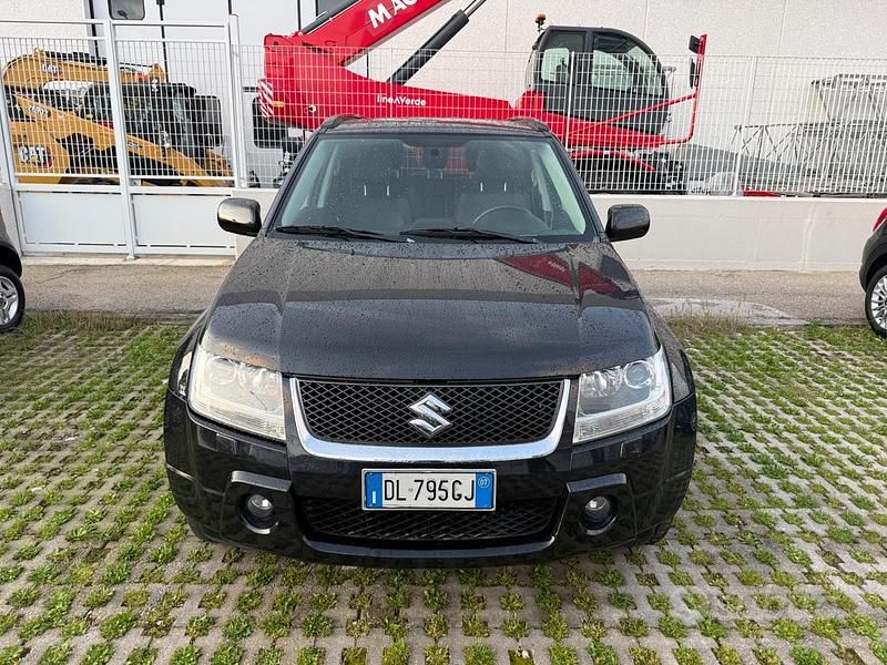 Usata Suzuki Grand Vitara 129 CV (94 kW) 2007 Nero SUV