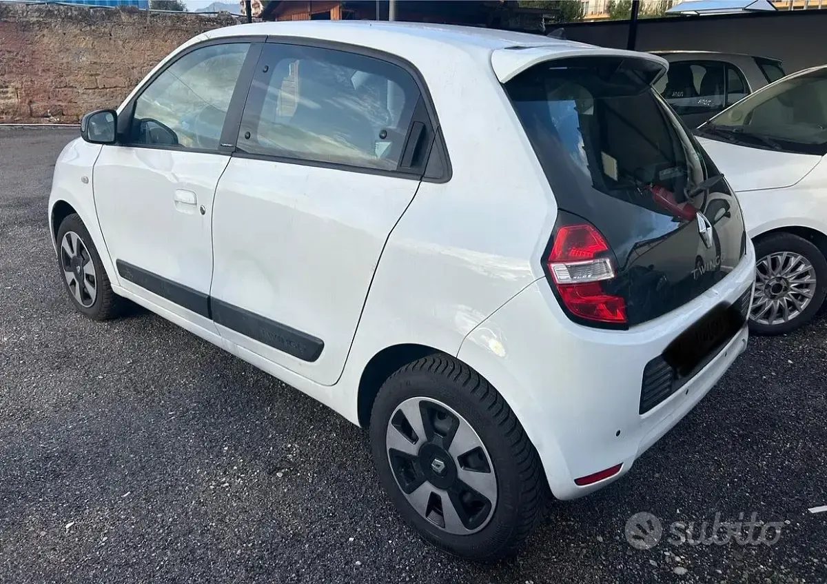 Usata Renault Twingo Intens 69 CV (50 kW) 2018 Bianco Utilitaria
