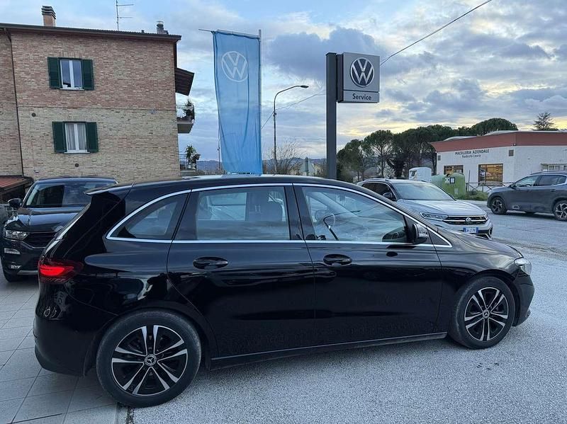 Usata Mercedes B180 Executive 116 CV (85 kW) 2023 Nero Monovolume