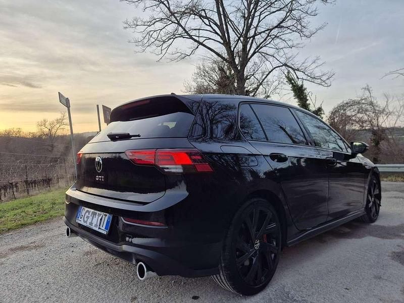 Usata VW Golf GTI 245 CV (180 kW) 2023 Berlina