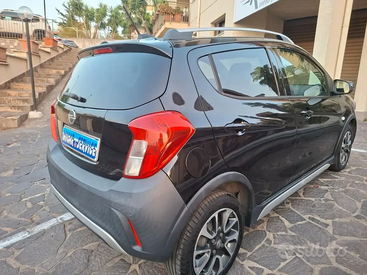 Usata Opel Karl 73 CV (53 kW) 2019 Nero Utilitaria