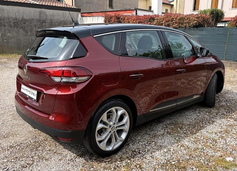 Usata Renault Scénic IV 120 CV (88 kW) 2019 Rosso Monovolume