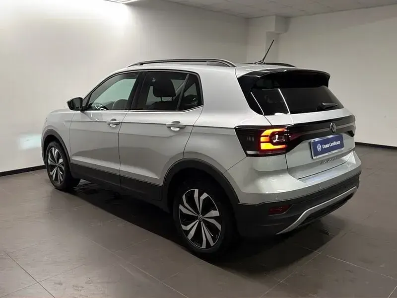 Usata VW T-Cross Style 95 CV (69 kW) 2023 Argento SUV