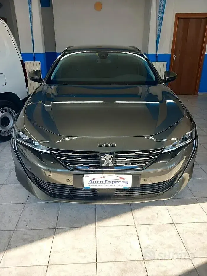 Usata Peugeot 508 Allure 131 CV (96 kW) 2019 Marrone Station wagon