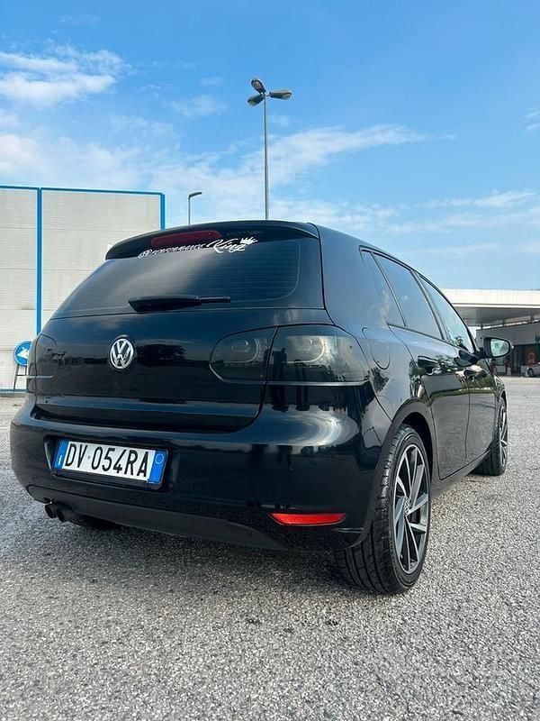 Usata VW Golf VI 140 CV (102 kW) 2010 Nero Utilitaria