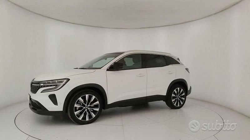 Usata Renault Austral Techno 200 CV (147 kW) 2023 Bianco SUV