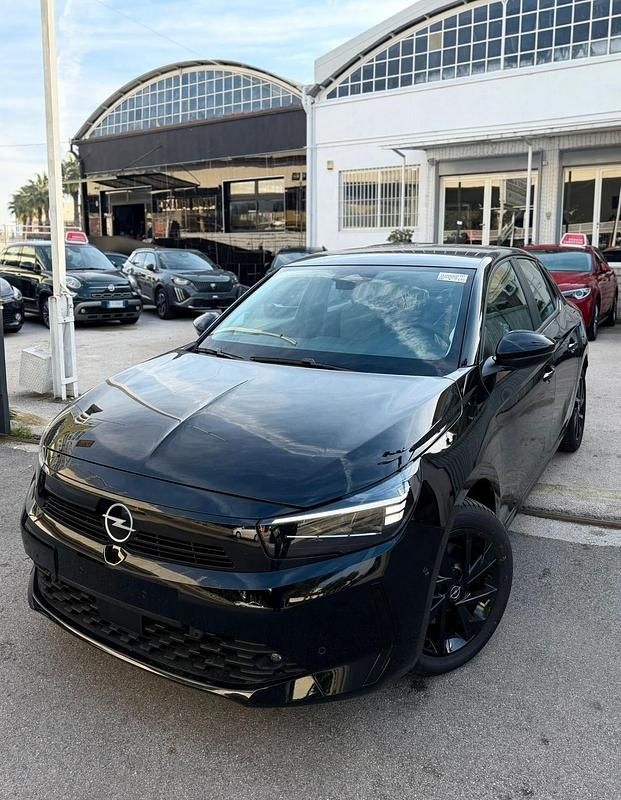 Nuova Opel Corsa GS Line 100 CV (73 kW) 2025 Nero Berlina