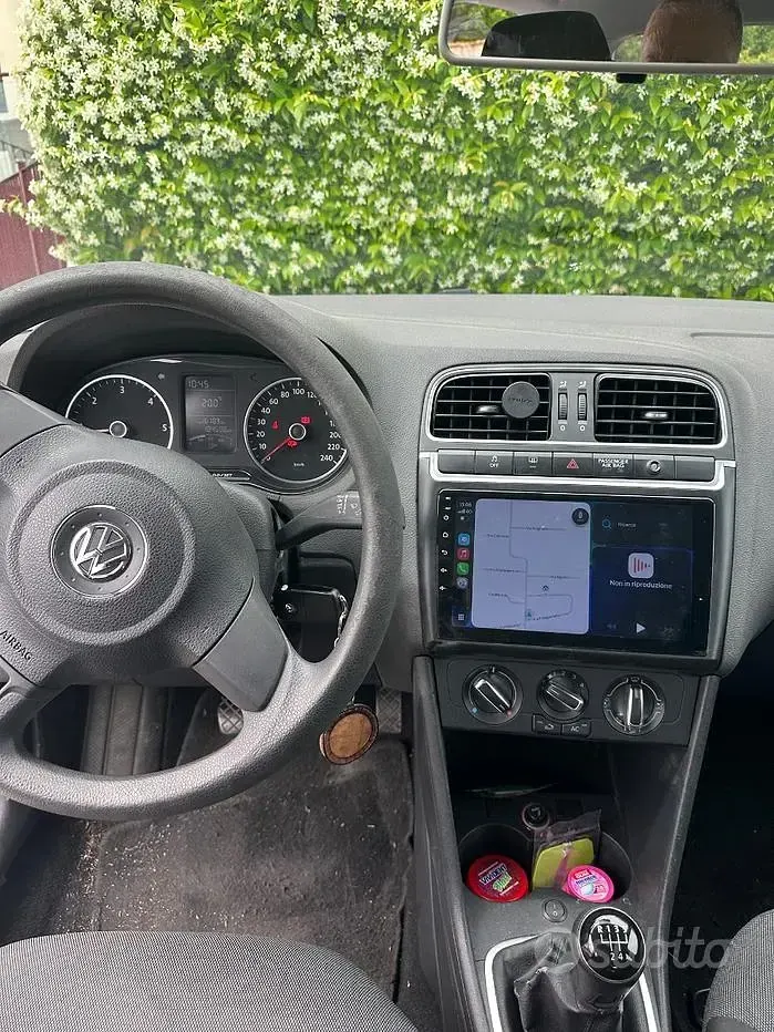 Begagnad VW Polo 75 HK (55 kW) 2014 Grå Sedan