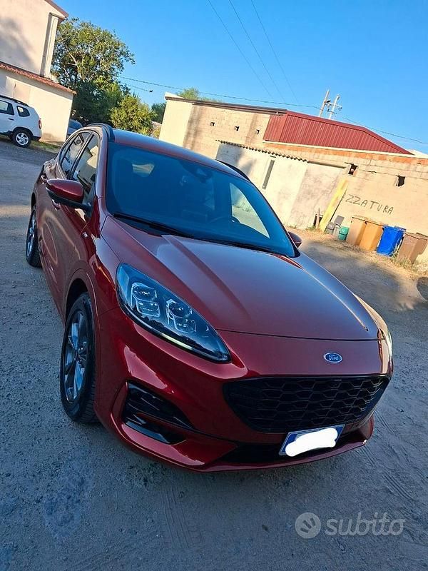 Usata Ford Kuga ST-Line X 120 CV (88 kW) 2020 Rosso SUV