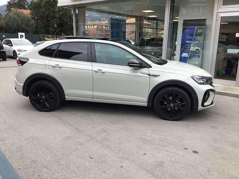 Usata VW Taigo R-line 110 CV (80 kW) 2024 Beige SUV