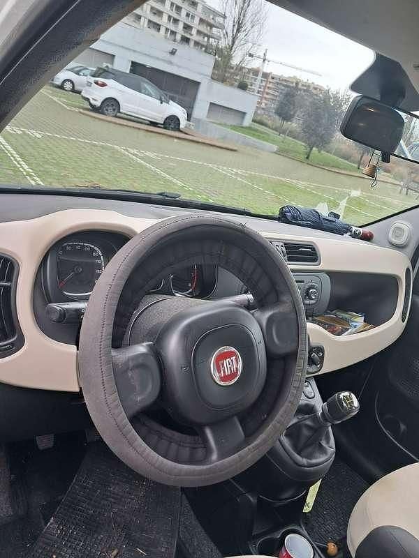 Usata Fiat Panda Easy 69 CV (50 kW) 2015 Bianco Utilitaria