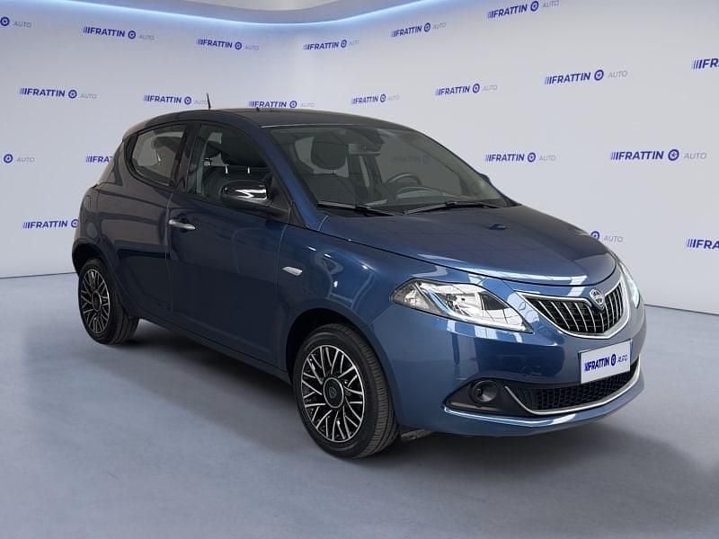 Usata Lancia Ypsilon S 70 CV (51 kW) 2024 Blu Utilitaria