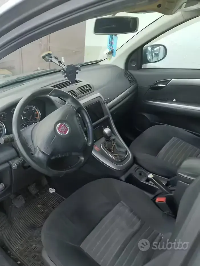 Usata Fiat Croma 120 CV (88 kW) 2008 Grigio Station wagon