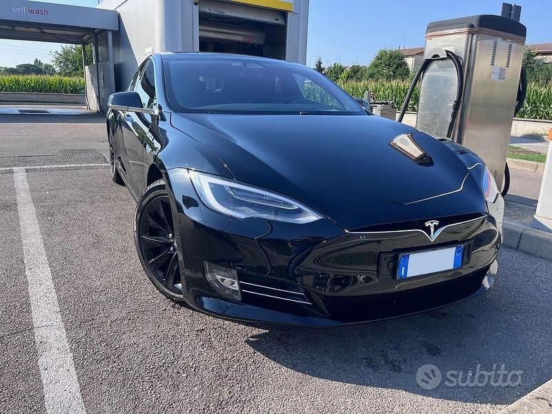 Nero Usata 2019 Tesla Model S Due volumi | 26.900 € (Super prezzo) - Immagine 1/4