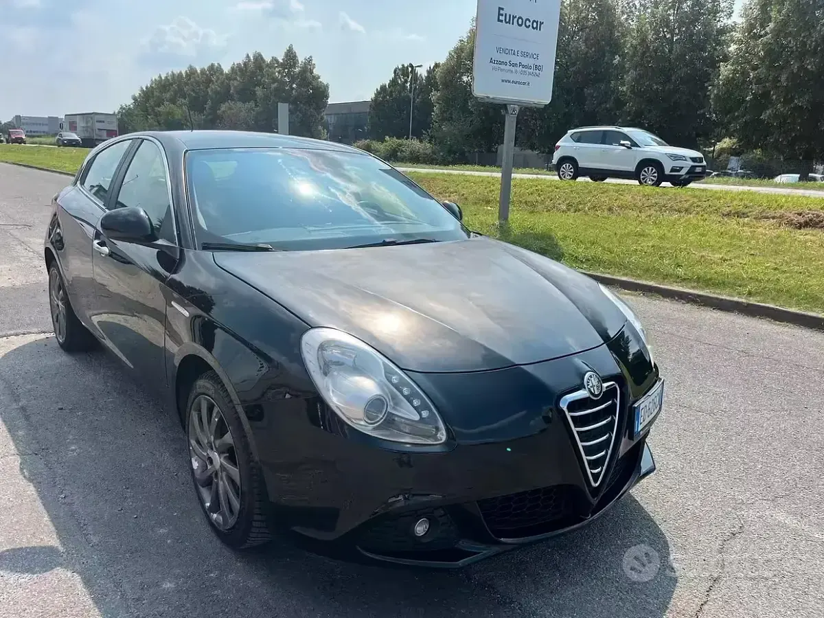 Usata Alfa Romeo Giulietta Distinctive 170 CV (125 kW) 2010 Nero Utilitaria