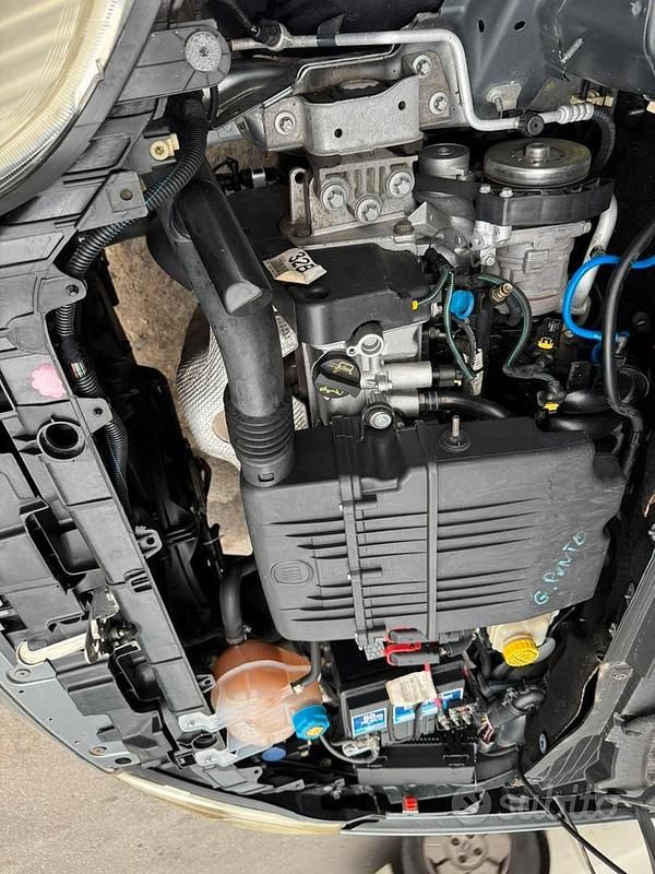 Usata Fiat Grande Punto 2006 Grigio Utilitaria