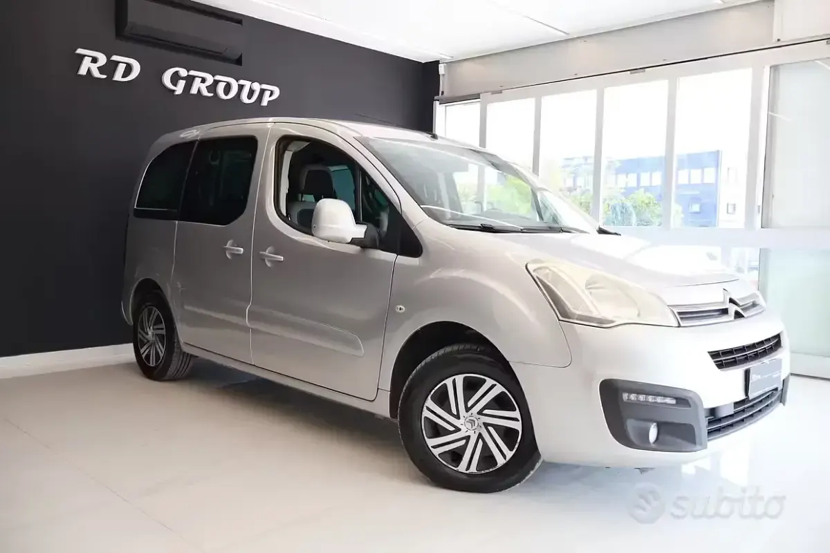 Usata Citroën Berlingo XTR 99 CV (72 kW) 2017 Grigio Monovolume