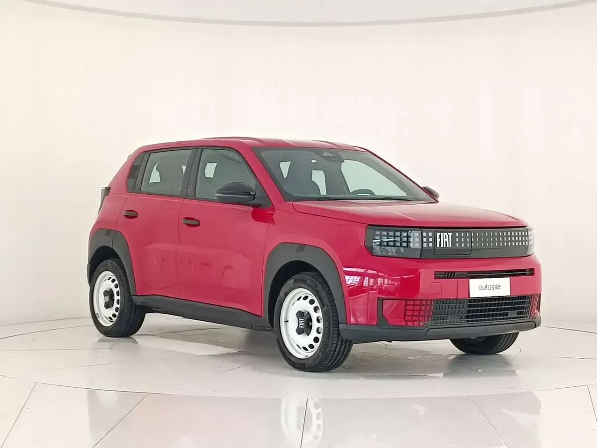 Nuova Fiat Grande Panda Red 83 kW (114 CV) 2025 Rosso pastello Utilitaria