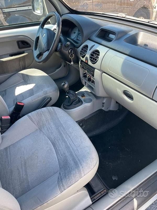 Usata Renault Kangoo 2005 Grigio Monovolume