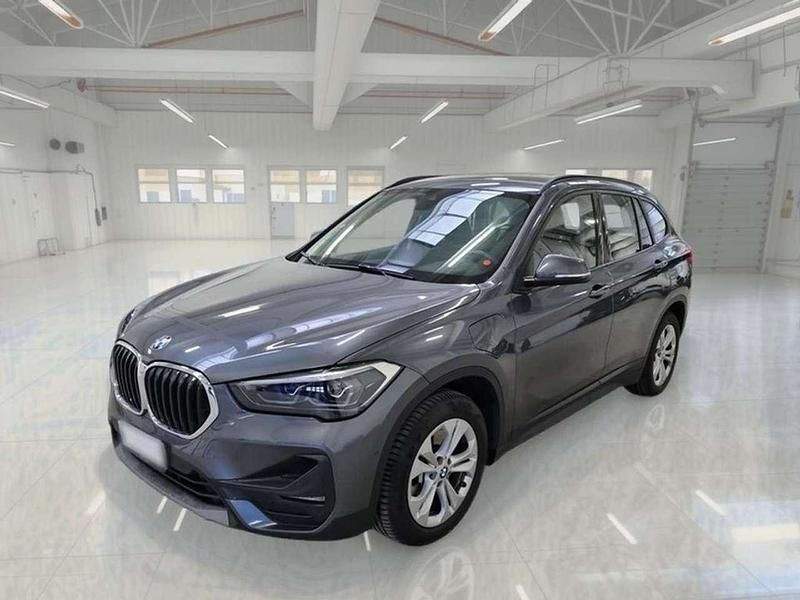 Grigio Usata 2021 BMW X1 Advantage SUV | 20.750 € (Buon prezzo) - Immagine 1/4