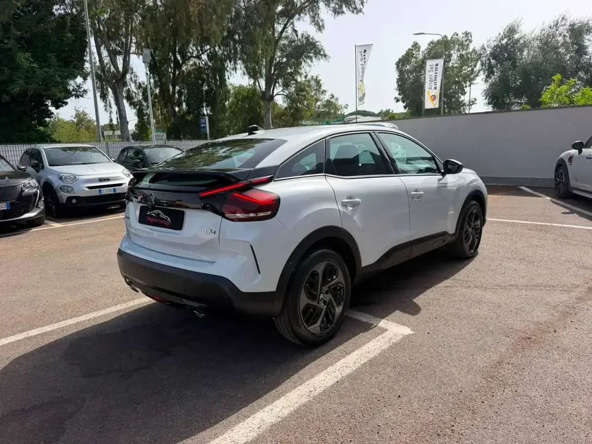 Usata Citroën C4 PureTech 131 CV (96 kW) 2024 Bianco SUV
