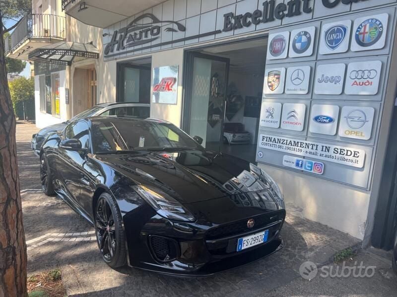 Nero Usata 2018 Jaguar F-Type Chequered Flag Coupé | 42.700 € (Ottimo prezzo) - Immagine 1/4
