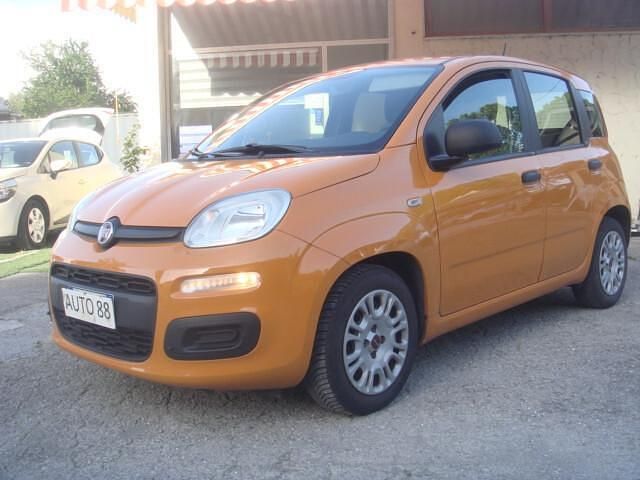 Usata Fiat Panda 70 CV (51 kW) 2020 Arancione Utilitaria