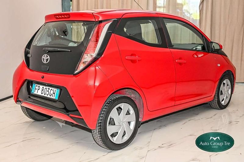 Begagnad Toyota Aygo Cool 69 HK (50 kW) 2018 Other Halvkombi
