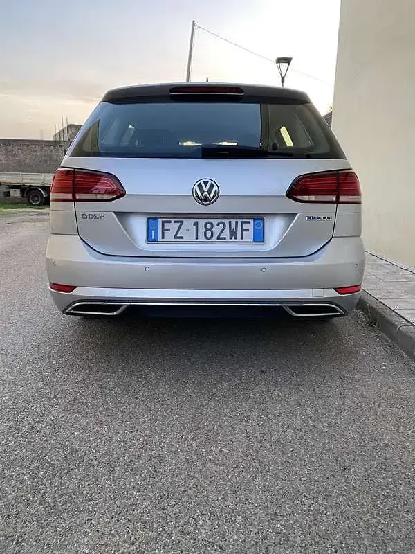 Usata VW Golf VIII Executive 131 CV (96 kW) 2020 Station wagon