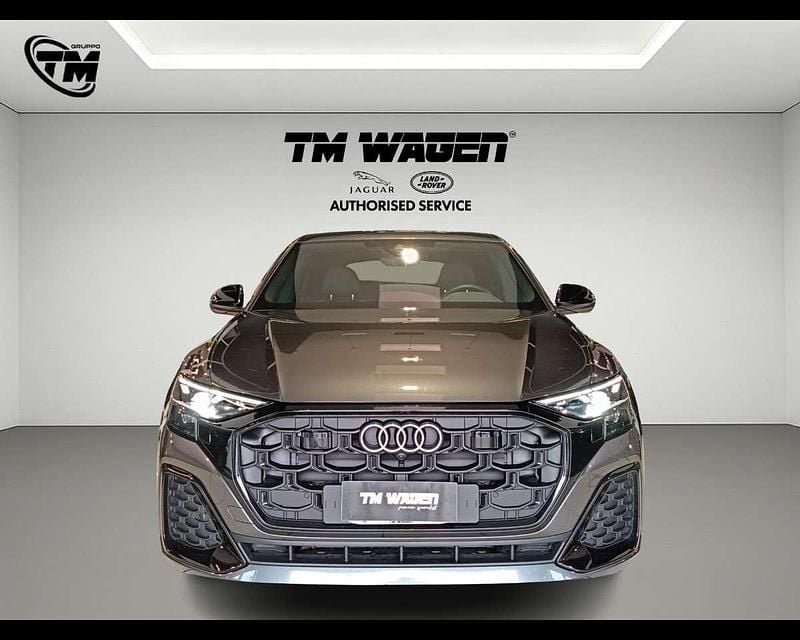 Usata Audi Q8 S-Line 286 CV (210 kW) 2025 Grigio SUV