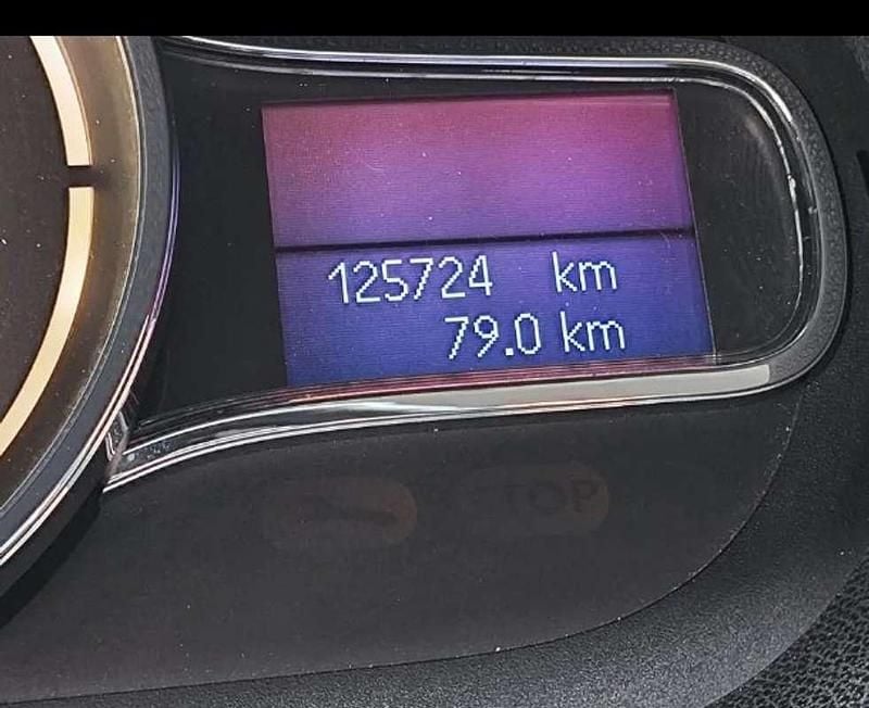 Usata 2013 Renault Mégane Tre volumi | 5000 € (Ottimo prezzo) - Immagine 1/4