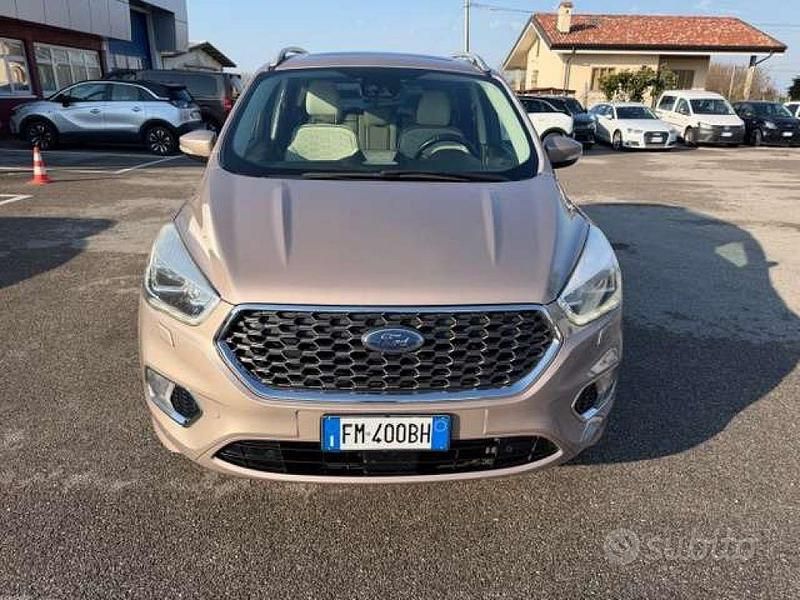 Usata Ford Kuga Vignale 179 CV (131 kW) 2017 Bronzo SUV