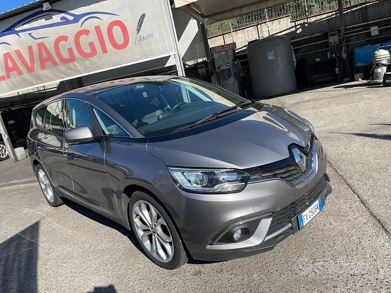 Usata Renault Grand Scénic IV Intens 120 CV (88 kW) 2019 Grigio Monovolume
